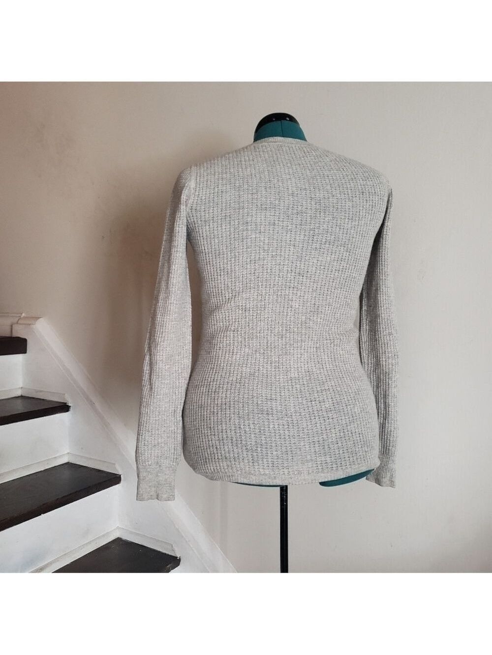 Sporting Life Cashmere Sweater - Picture 2 of 13